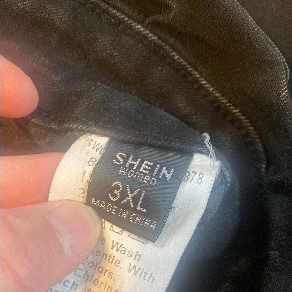 SHEIN Black Women's high waisted, boot cut jeans